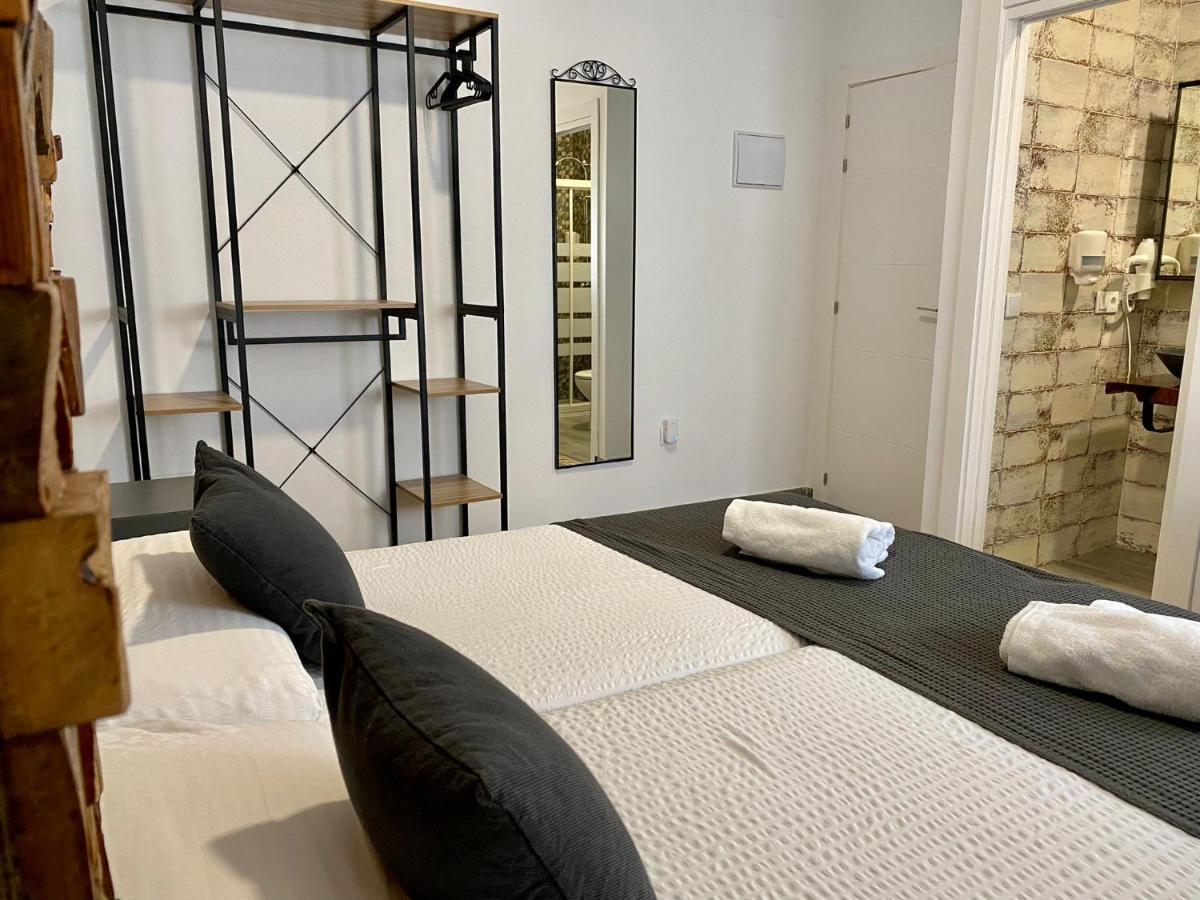 Bed and Breakfast Anka Kurro Rota Exterior foto
