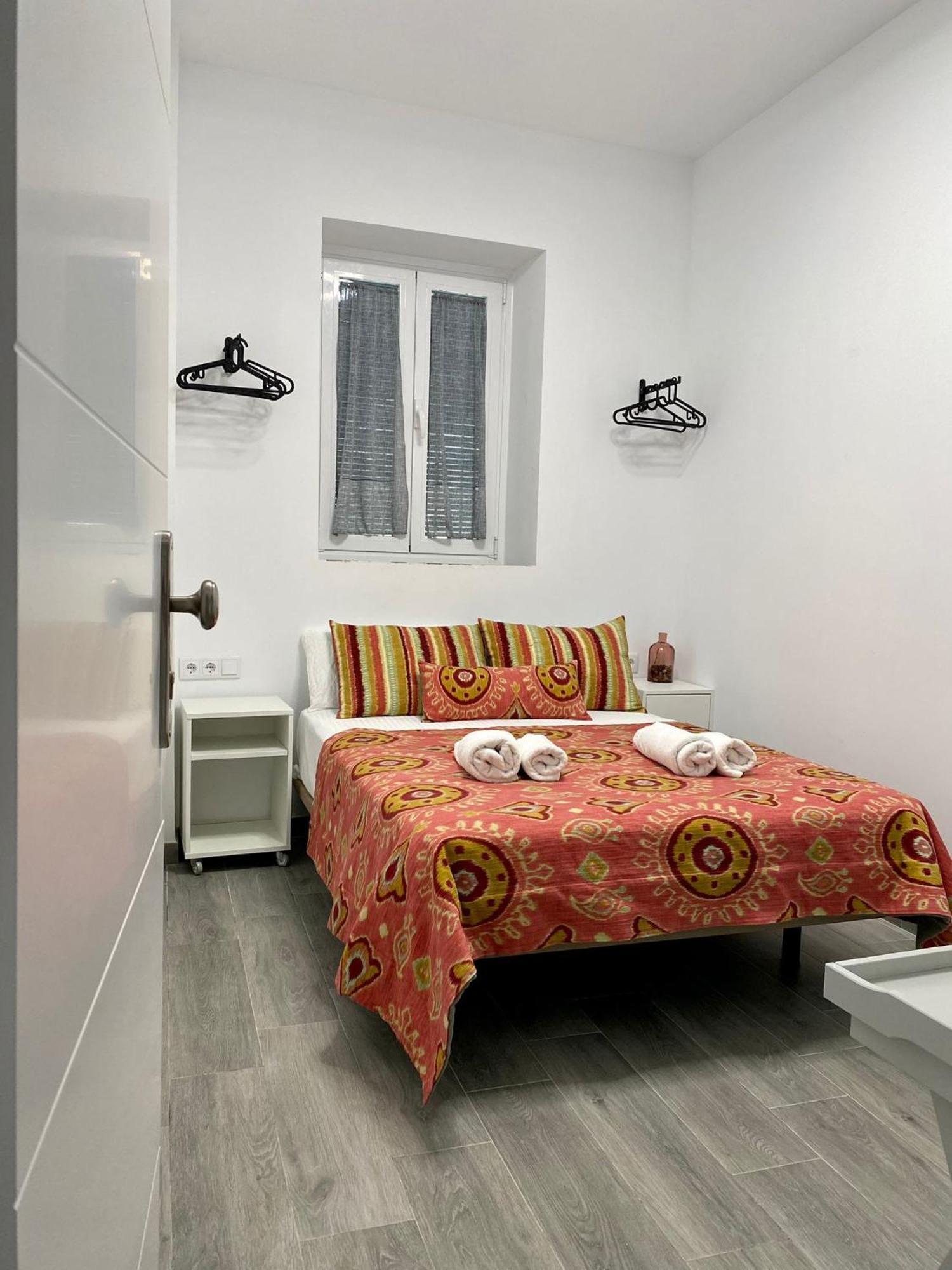 Bed and Breakfast Anka Kurro Rota Exterior foto